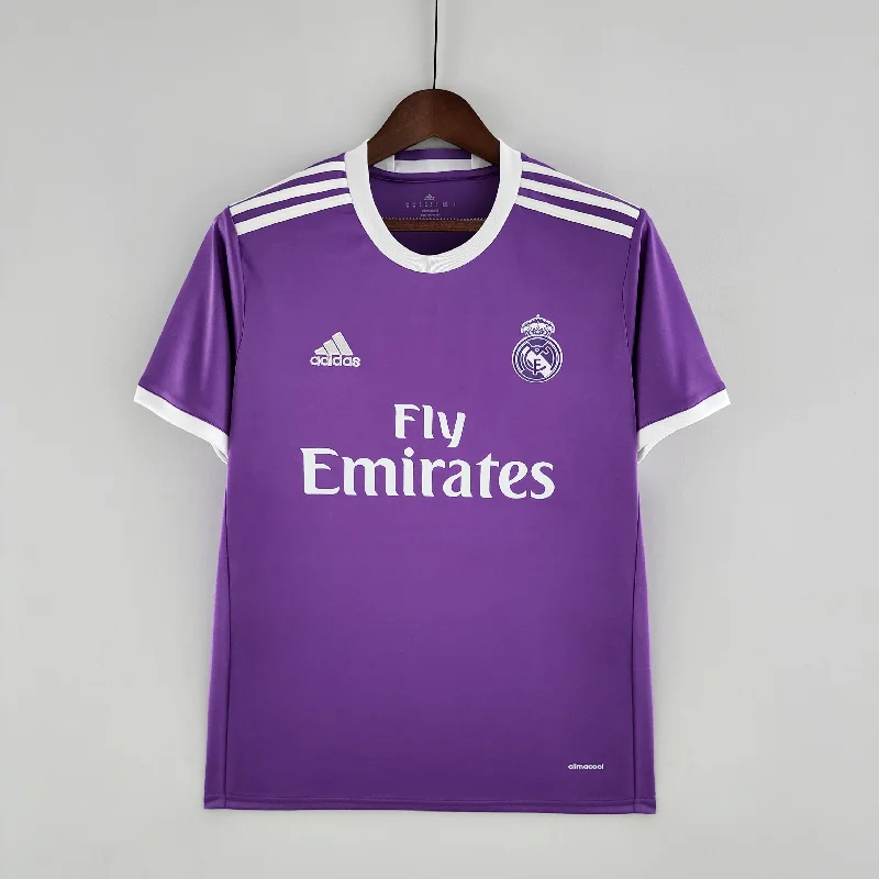 Camisa do Real Madrid Retrô 2016/17 Away