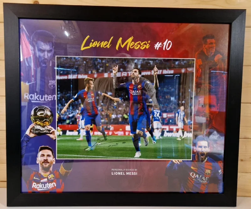 LIONEL MESSI - SIGNERT BILDE I "ART-FRAME" MED EKTEHETSBEVIS/COA