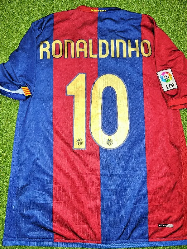 Ronaldinho Barcelona 2006 2007 Home Soccer Jersey Shirt L SKU# 146980-426